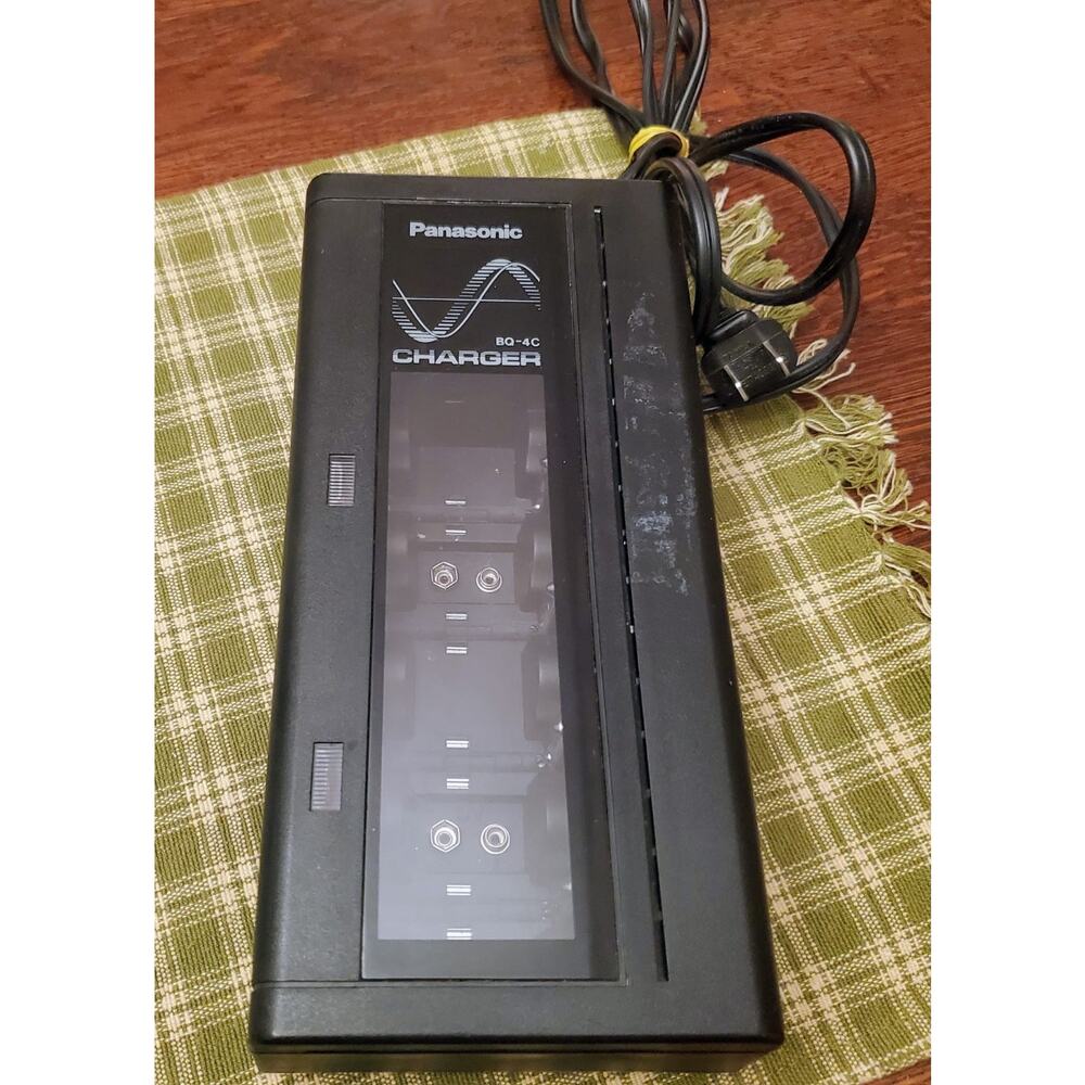 Panasonic BQ-4C Charger For NiCd Nickel-Cadmium Battery (C D AA AAA 9V)